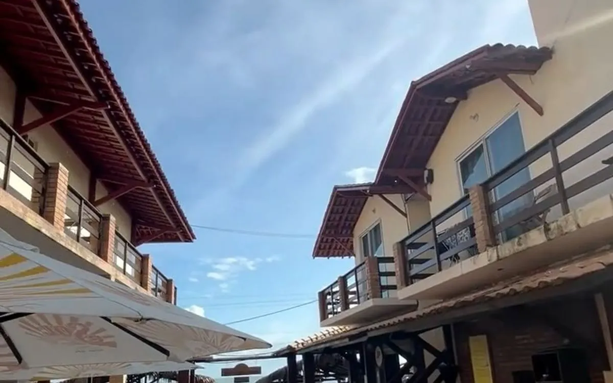Altas Horas Beach Club